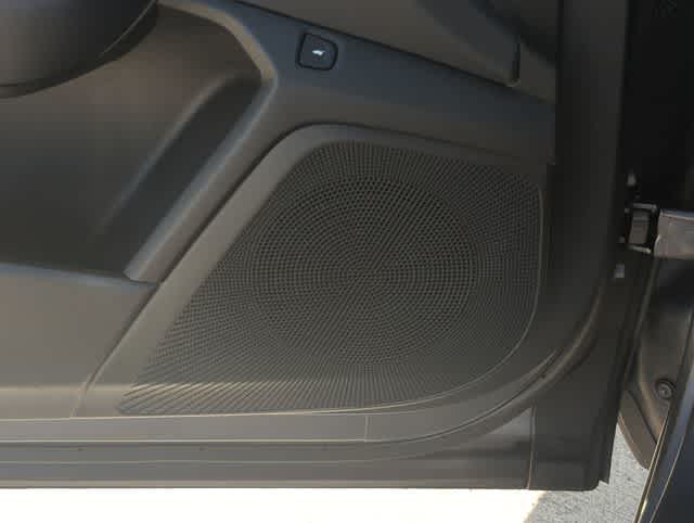 Thumbnail: 2025 Acura RDX - 32