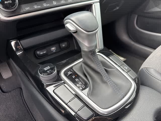 Thumbnail: 2023 Kia Seltos - 23