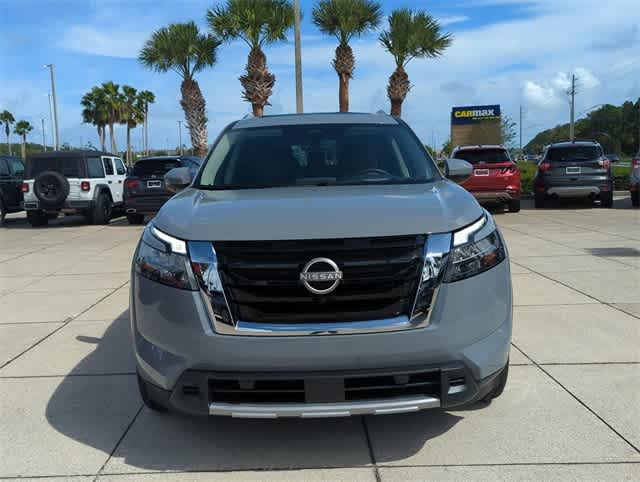 Thumbnail: 2025 Nissan Pathfinder - 3