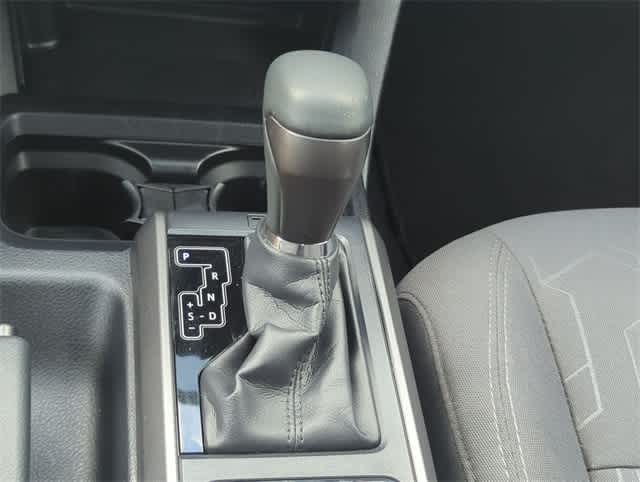 Thumbnail: 2017 Toyota Tacoma - 33