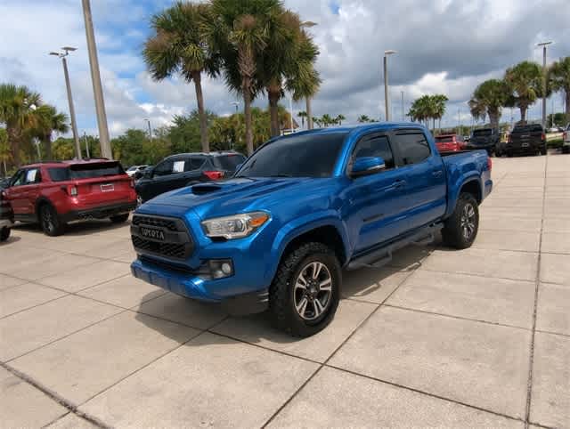 2016 Toyota Tacoma SR5 TRD Sport photo 4