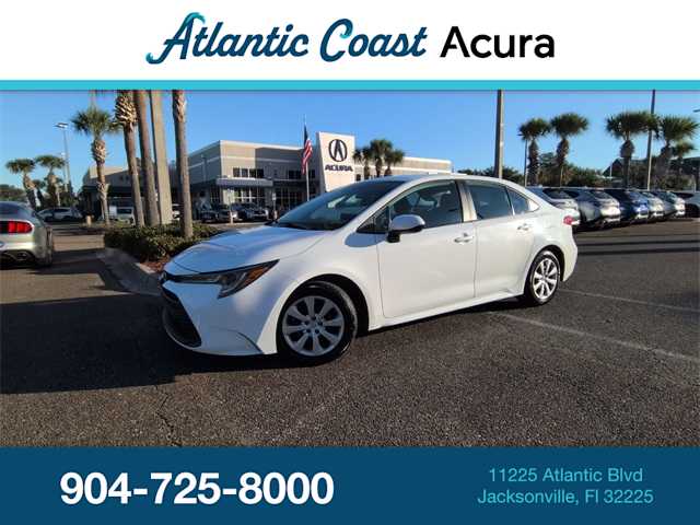 2023 Toyota Corolla LE's photo