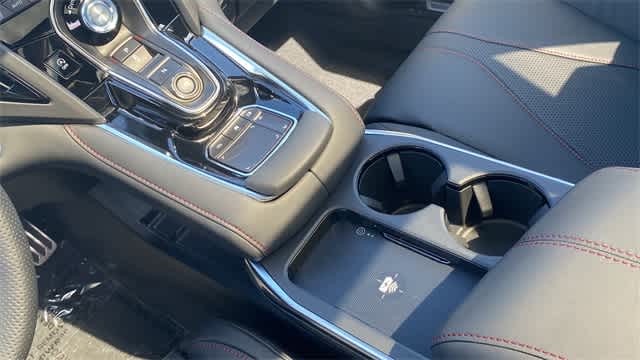 Thumbnail: 2025 Acura RDX - 19