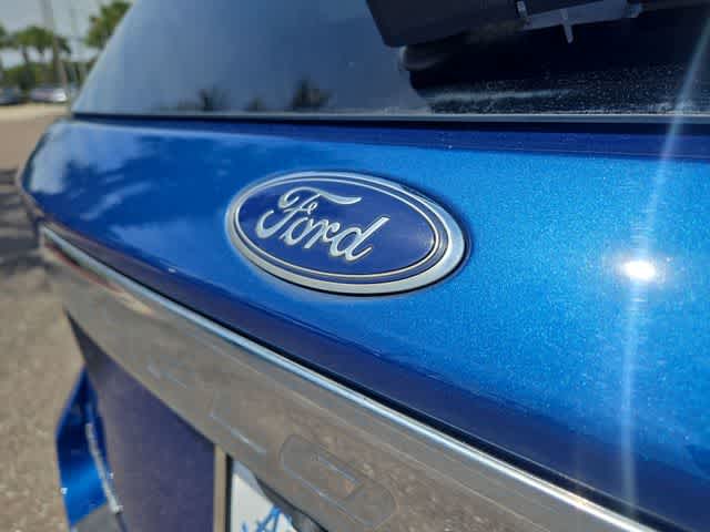 Thumbnail: 2020 Ford Explorer - 12