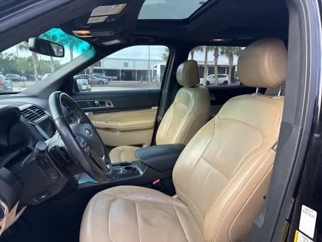 Thumbnail: 2017 Ford Explorer - 7