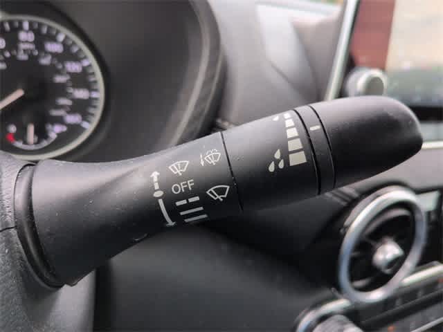 Thumbnail: 2024 Nissan Sentra - 25