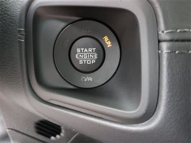 Thumbnail: 2025 Jeep Gladiator - 39