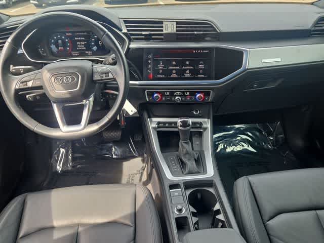 Thumbnail: 2023 Audi Q3 - 16