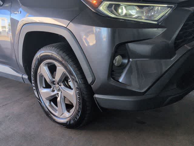 Thumbnail: 2021 Toyota RAV4 - 11