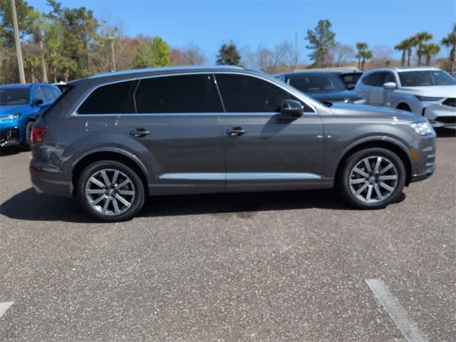 Thumbnail: 2019 Audi Q7 - 9