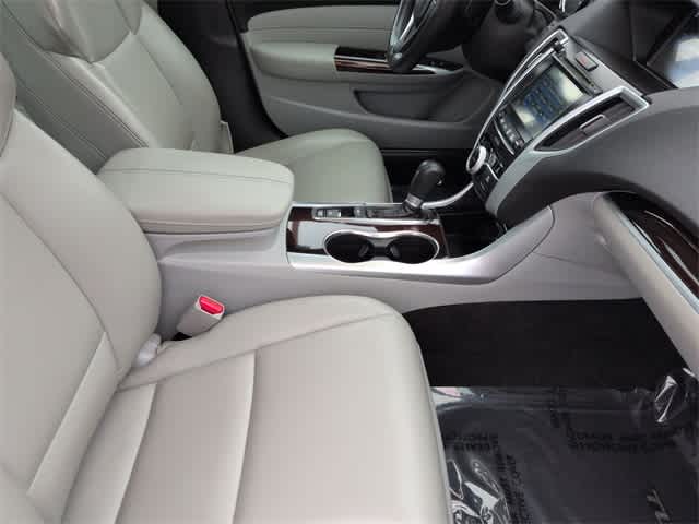 Thumbnail: 2015 Acura TLX - 24