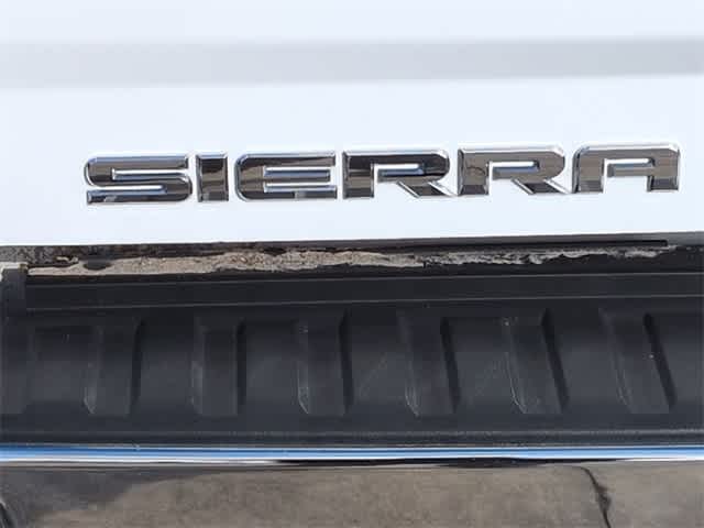 Thumbnail: 2015 GMC Sierra 1500 - 13