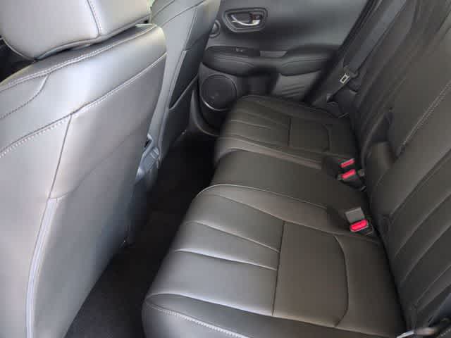 Thumbnail: 2025 Acura ADX - 21