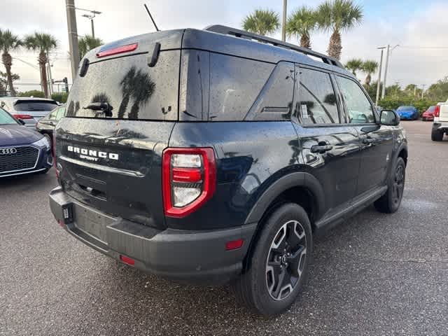 Thumbnail: 2022 Ford Bronco Sport - 5