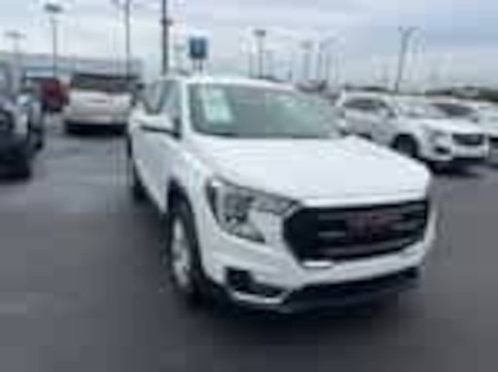 Used 2022 GMC Terrain SLE SUV