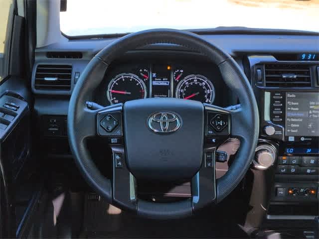 Thumbnail: 2020 Toyota 4Runner - 25