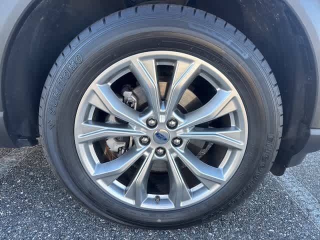 Thumbnail: 2020 Ford Explorer - 15