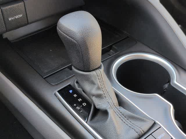 Thumbnail: 2024 Toyota Camry - 32