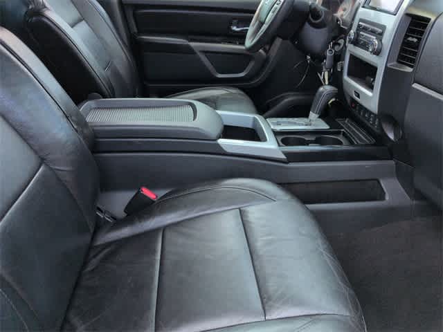 Thumbnail: 2015 Nissan Titan - 24