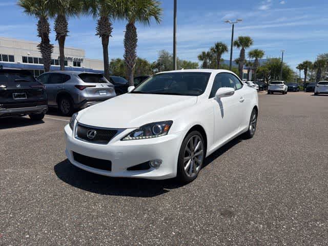 Thumbnail: 2015 Lexus IS - 3