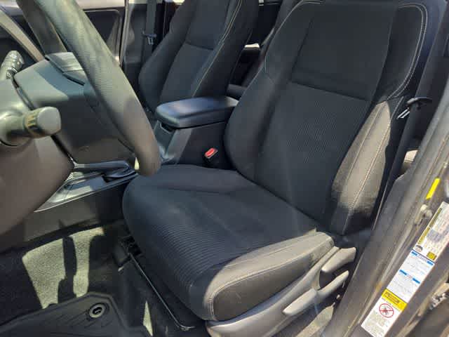 Thumbnail: 2014 Toyota RAV4 - 17