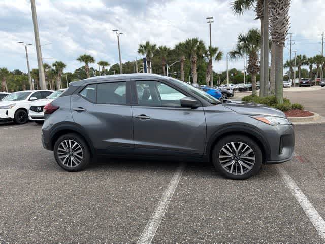 Thumbnail: 2023 Nissan Kicks - 13