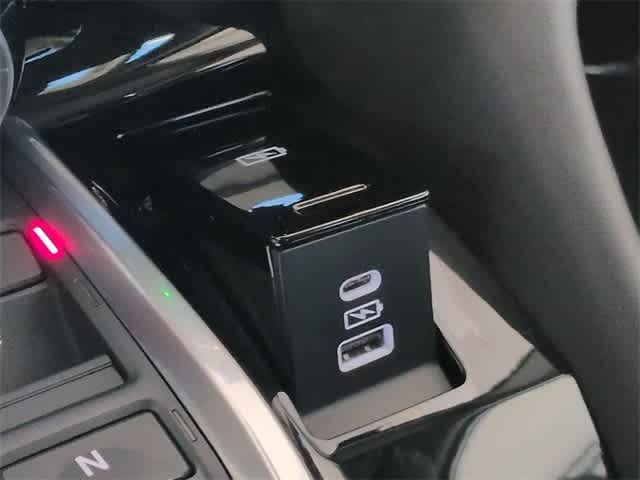 Thumbnail: 2022 Acura MDX - 35