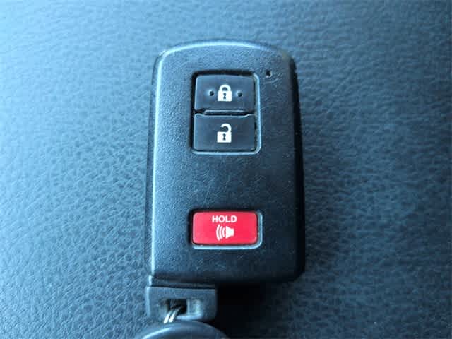 Thumbnail: 2021 Toyota Tacoma - 37