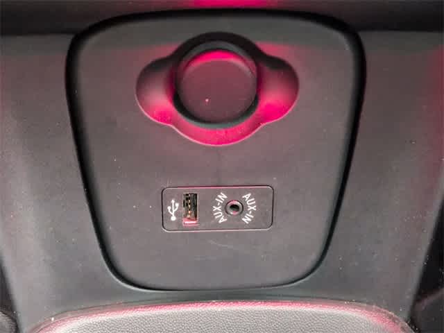 Thumbnail: 2015 MINI Cooper Hardtop - 32