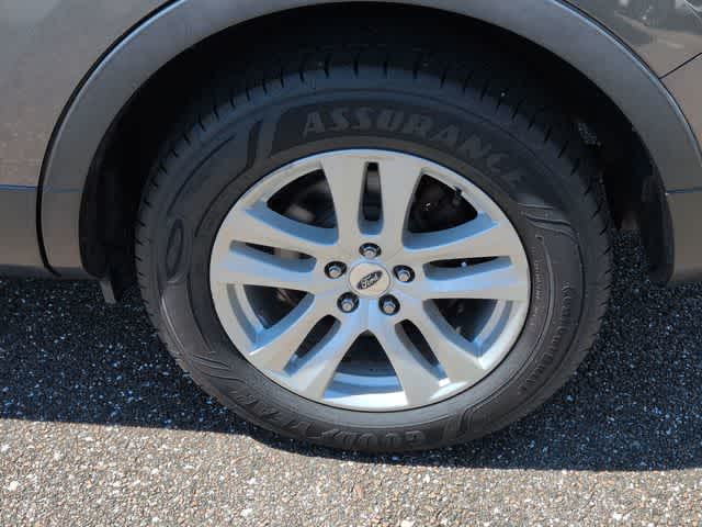 Thumbnail: 2019 Ford Explorer - 14