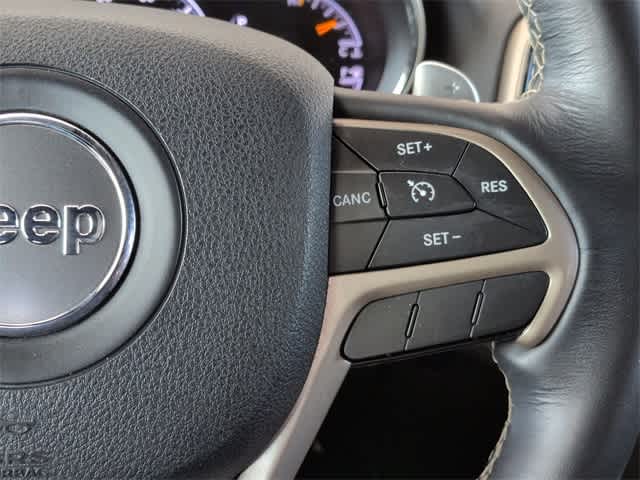 Thumbnail: 2016 Jeep Grand Cherokee - 25