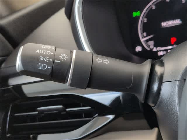 Thumbnail: 2023 Acura MDX - 29