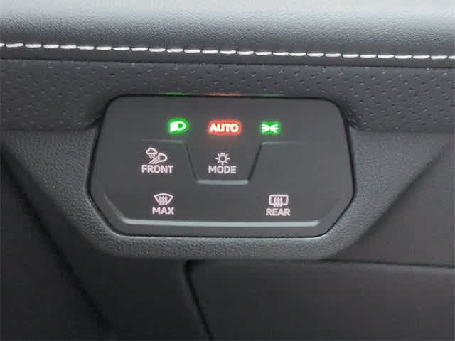 Thumbnail: 2024 Volkswagen Atlas - 42