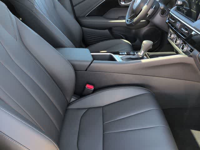 Thumbnail: 2025 Acura ADX - 23