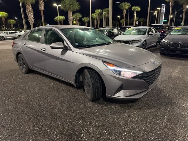 Thumbnail: 2022 Hyundai Elantra - 7