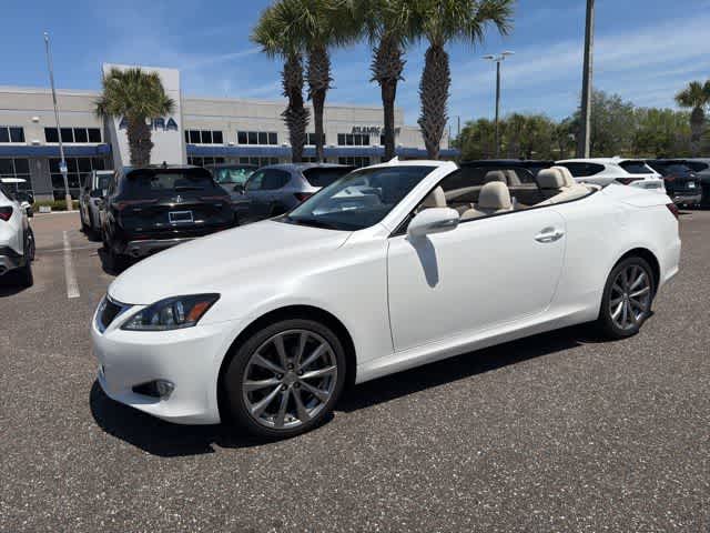 Thumbnail: 2015 Lexus IS - 26