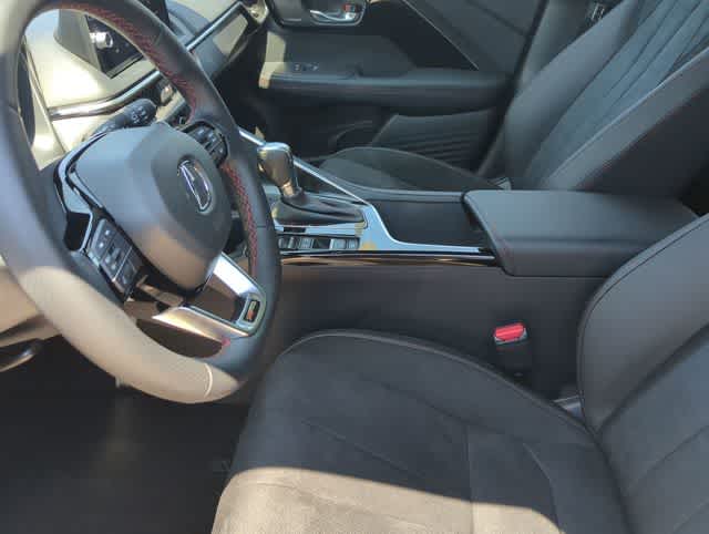 Thumbnail: 2025 Acura ADX - 17