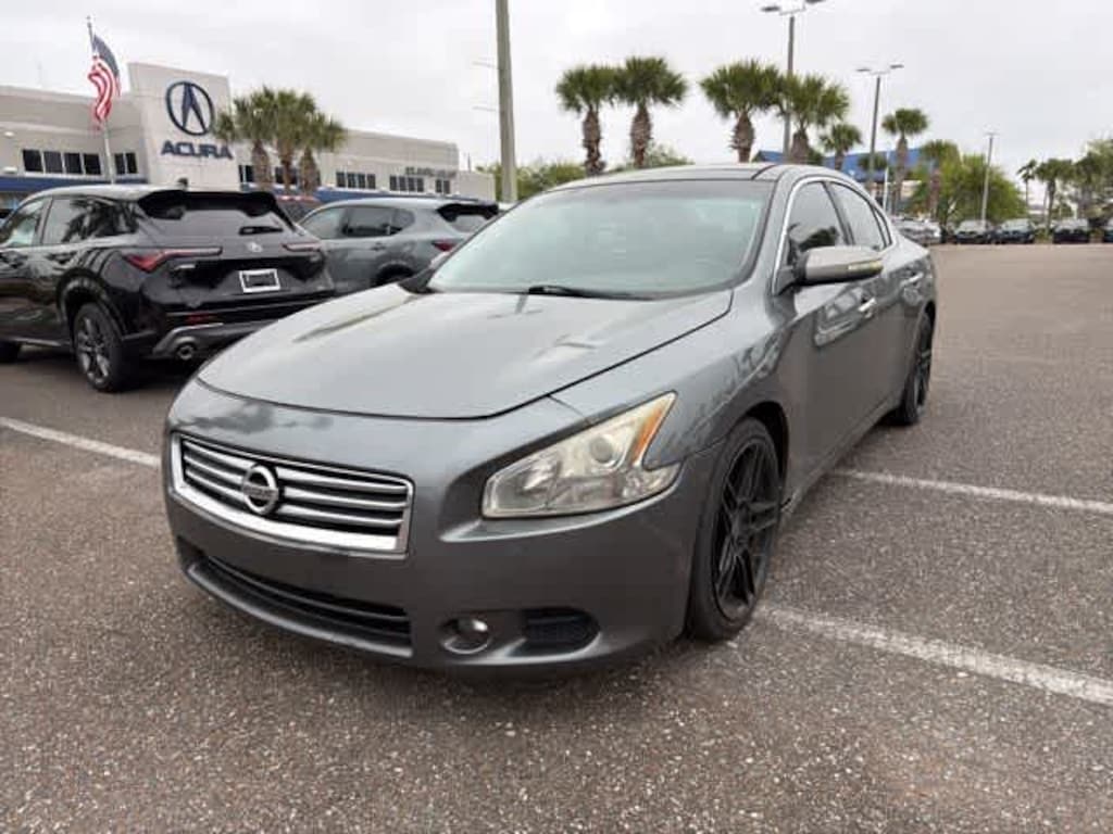 Used 2014 Nissan Maxima 3.5 SV Sedan