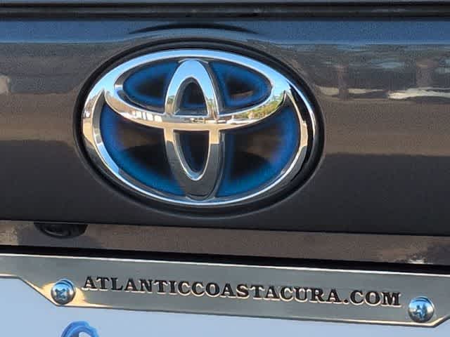 Thumbnail: 2021 Toyota RAV4 - 12