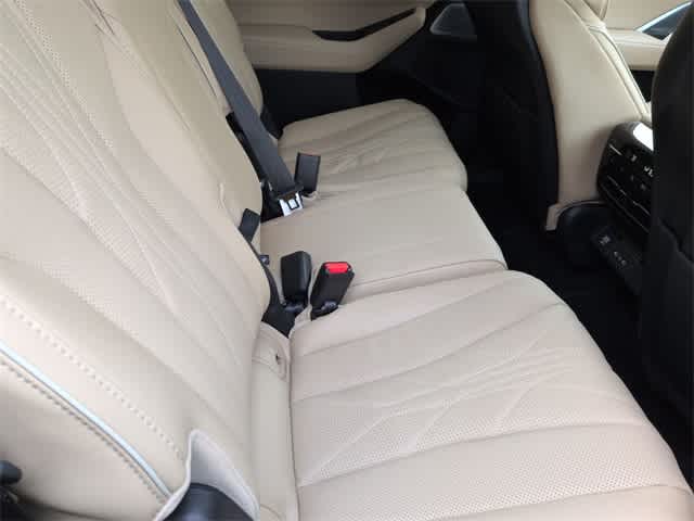 Thumbnail: 2026 Acura MDX - 22