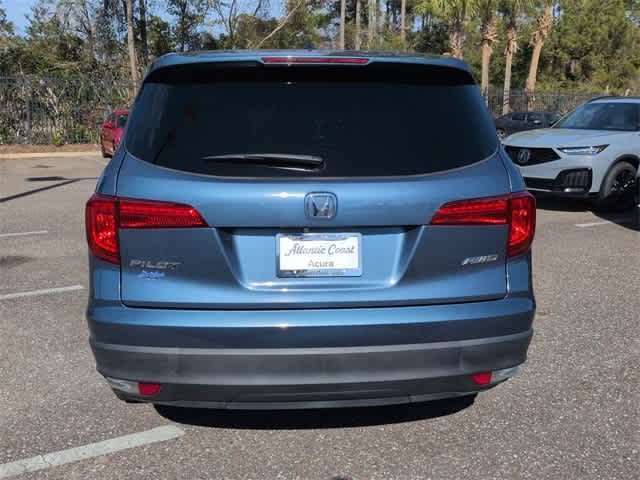 Thumbnail: 2017 Honda Pilot - 7