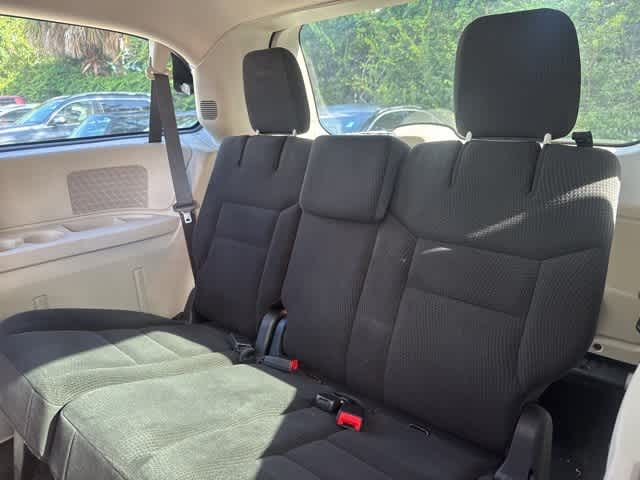Thumbnail: 2018 Dodge Grand Caravan - 7