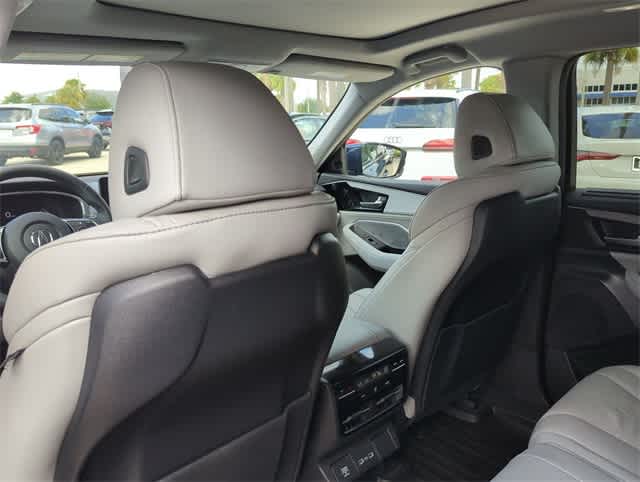 Thumbnail: 2023 Acura MDX - 19