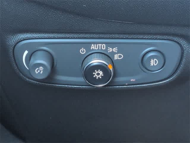 Thumbnail: 2020 Chevrolet Equinox - 38