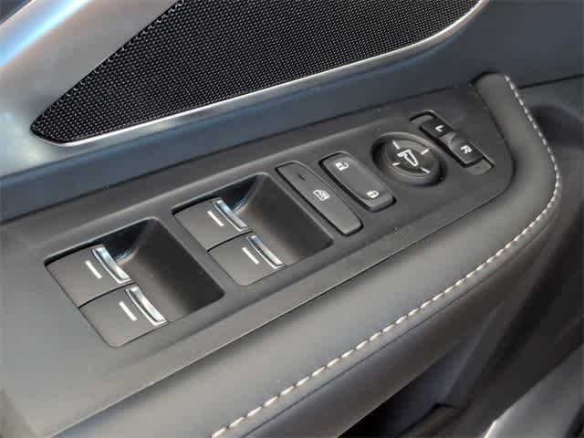 Thumbnail: 2026 Acura RDX - 40