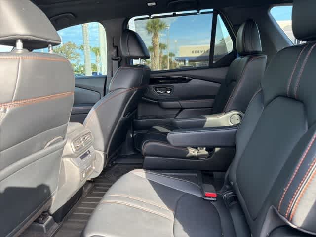 Thumbnail: 2024 Honda Pilot - 15