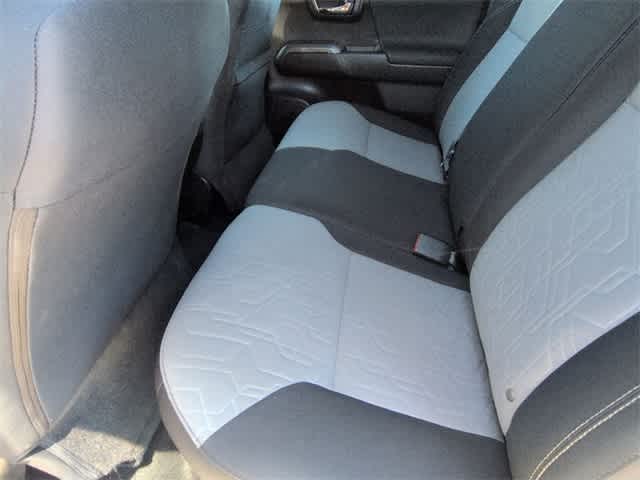 Thumbnail: 2021 Toyota Tacoma - 21