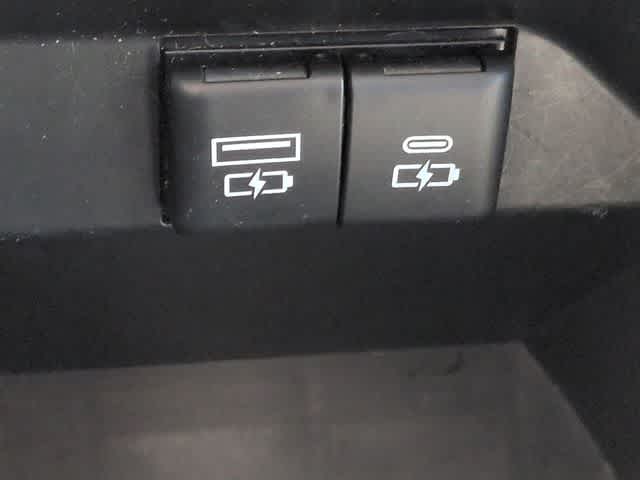 Thumbnail: 2024 Toyota Camry - 31