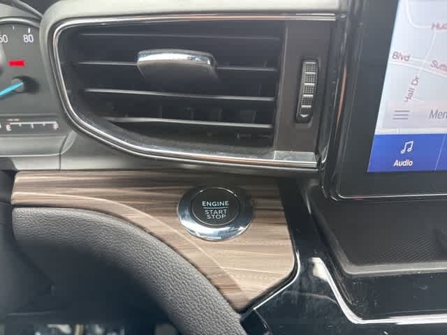 Thumbnail: 2022 Ford Explorer - 25