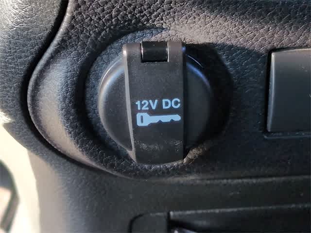 Thumbnail: 2015 Jeep Wrangler - 28